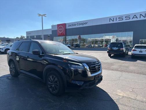 2024 Nissan Pathfinder SV 4WD