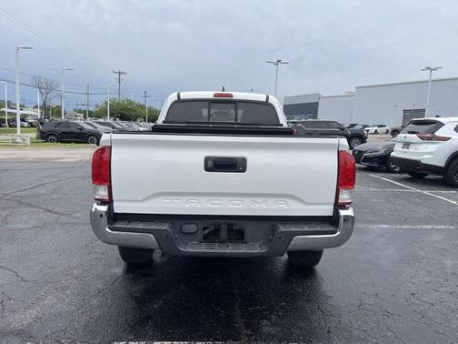 2016 Toyota Tacoma SR5