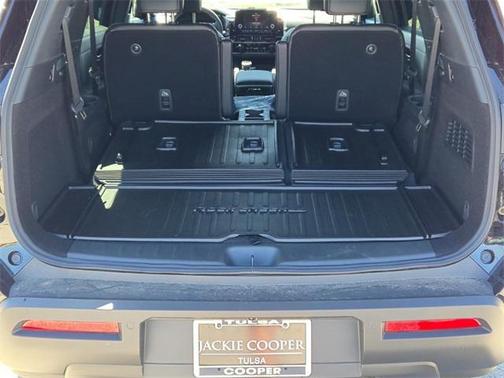 2025 Nissan Pathfinder Rock Creek 4WD
