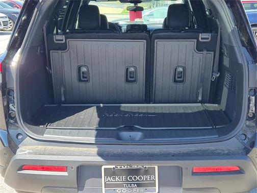 2025 Nissan Pathfinder Rock Creek 4WD