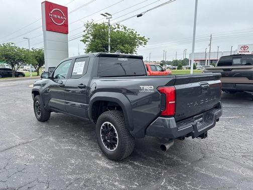 2024 Toyota Tacoma TRD Off-Road