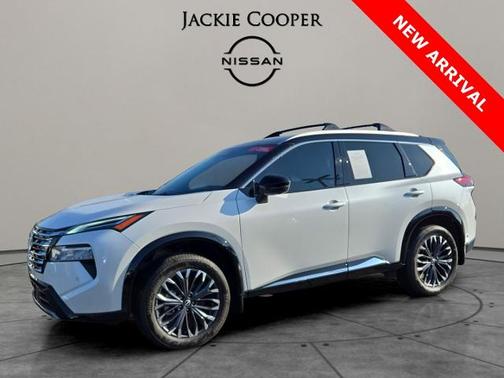 2025 Nissan Rogue Platinum