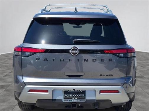 2025 Nissan Pathfinder SL 4WD