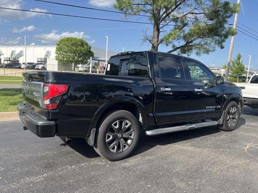 2020 Nissan Titan Platinum Reserve