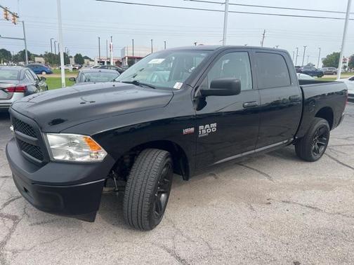 2020 RAM 1500 Classic SSV Crew Cab 4x4 5'7' Box