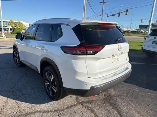 2024 Nissan Rogue SL