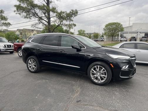 2022 Buick Enclave AWD Essence