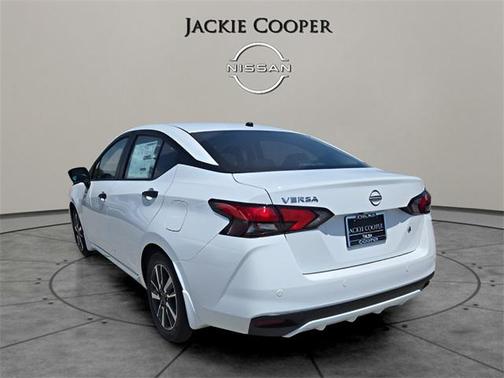 2025 Nissan Versa 1.6 S