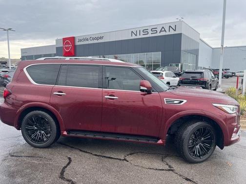 2021 INFINITI QX80 Luxe