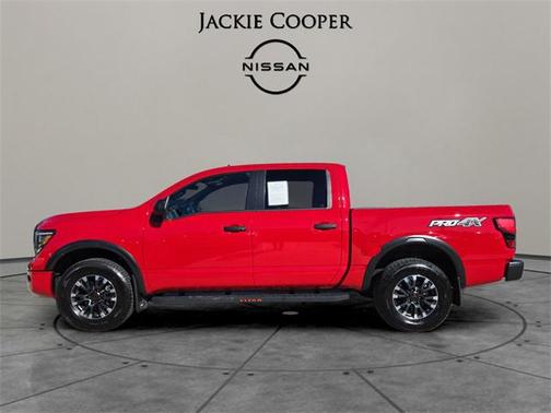 2024 Nissan Titan PRO-4X