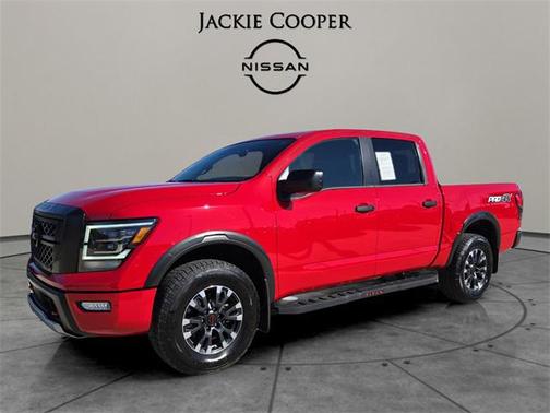 2024 Nissan Titan PRO-4X