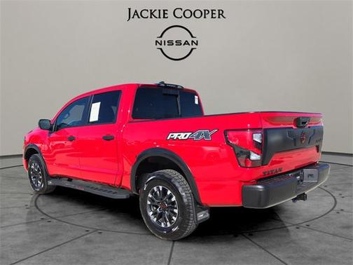 2024 Nissan Titan PRO-4X