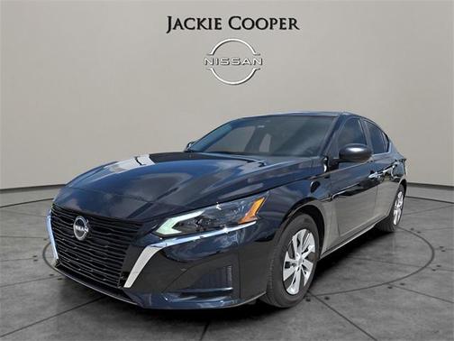 2025 Nissan Altima S FWD