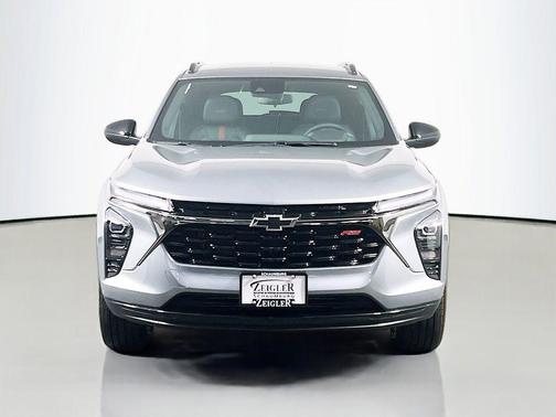 Sterling Gray Metallic 2026 Chevrolet Trax FWD 2RS