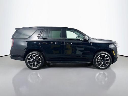 2025 Chevrolet Tahoe 4WD RST