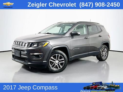 Granite Crystal Metallic Clearcoat 2017 Jeep New Compass Latitude