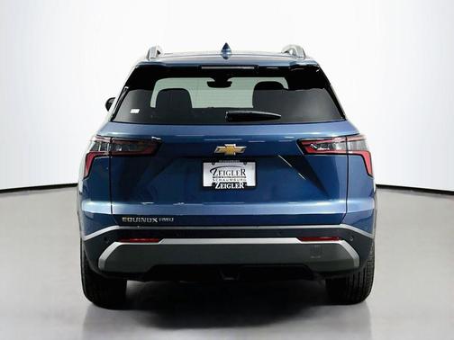 Lakeshore Blue Metallic 2026 Chevrolet Equinox 1LT