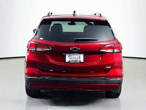 2022 Chevrolet Equinox FWD RS