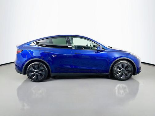 2025 Tesla Model Y Long Range Dual Motor All-Wheel Drive