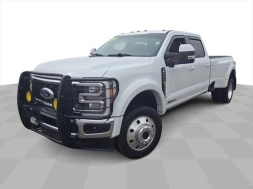 2023 Ford F-450 Lariat