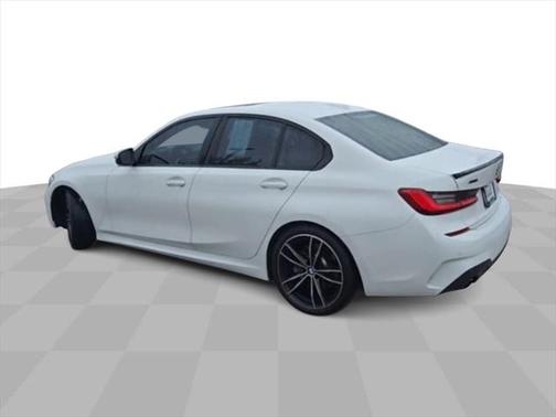 2021 BMW 330 xDrive