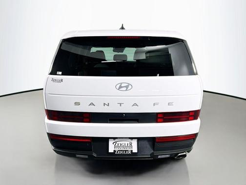 2025 Hyundai SANTA FE SE