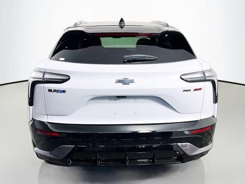 2026 Chevrolet Blazer EV SS AWD