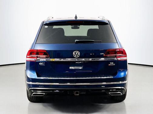 Blue Metallic 2018 Volkswagen Atlas 3.6L SEL