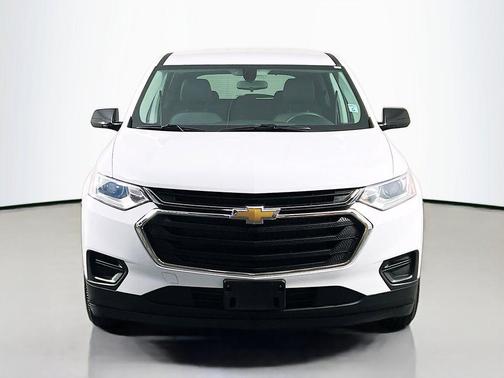 Summit White 2020 Chevrolet Traverse LS