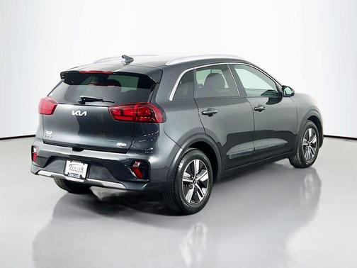 2022 Kia Niro LXS