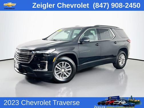 Mosaic Black Metallic 2023 Chevrolet Traverse LT Leather