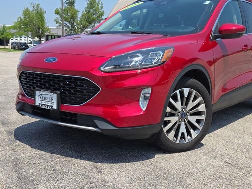 2020 Ford Escape Titanium