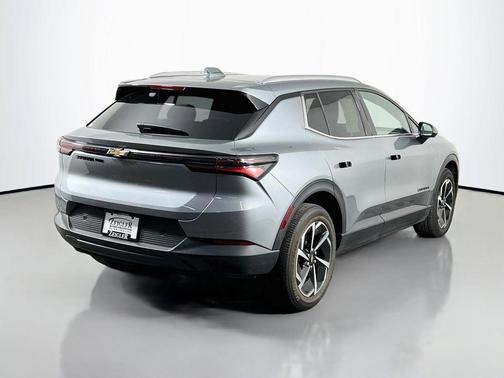 Sterling Gray Metallic 2026 Chevrolet Equinox EV LT