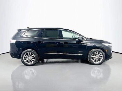 2022 Buick Enclave AWD Avenir