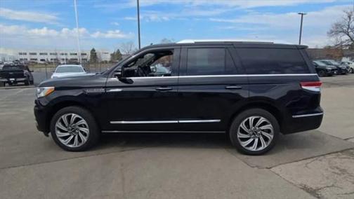 2023 Lincoln Navigator Reserve