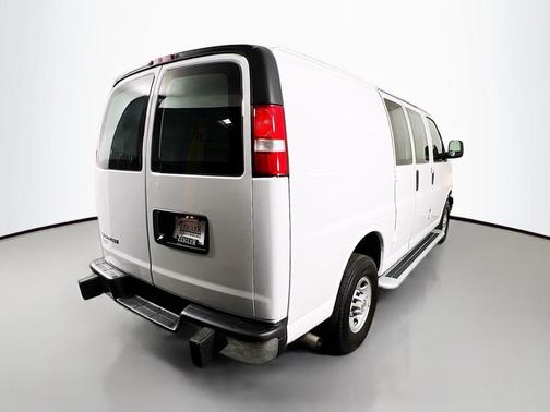 2024 Chevrolet Express 2500 RWD 2500 Regular Wheelbase WT