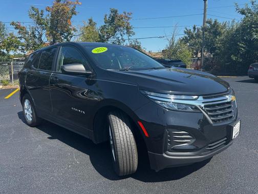 2022 Chevrolet Equinox LS