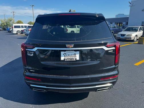 2023 Cadillac XT6 Premium Luxury AWD