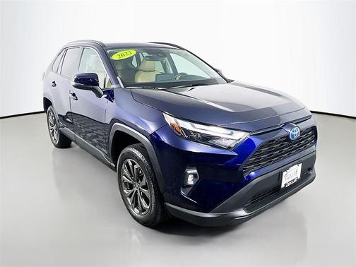 2022 Toyota RAV4 Hybrid XLE Premium