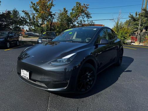 2025 Tesla Model Y Long Range Dual Motor All-Wheel Drive