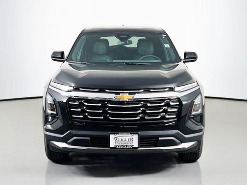 Mosaic Black Metallic 2026 Chevrolet Equinox 1LT