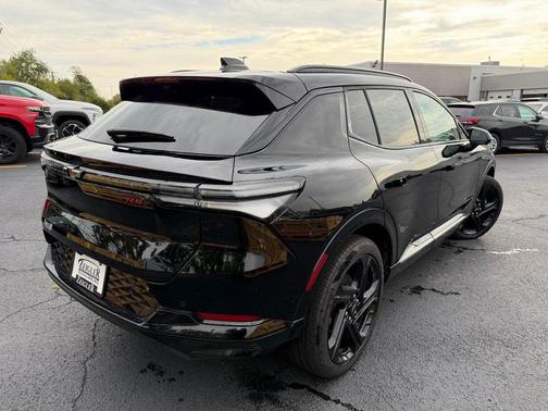 2025 Chevrolet Equinox EV RS