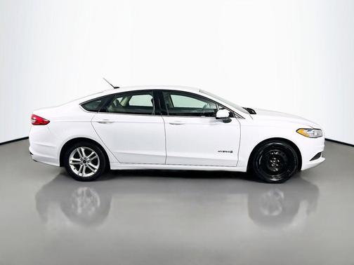 OXFORD WHITE 2018 Ford Fusion Hybrid S