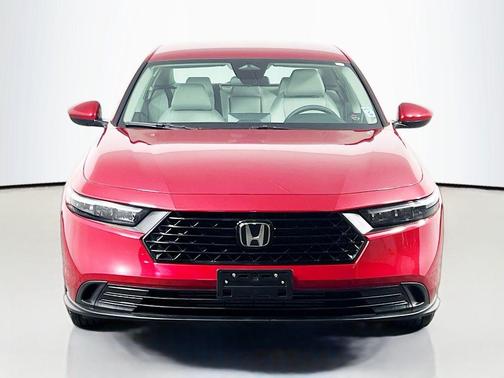 2025 Honda Accord LX 1.5T