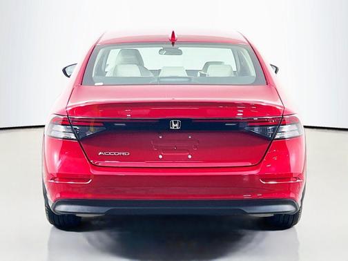 2025 Honda Accord LX 1.5T