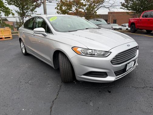 2015 Ford Fusion SE