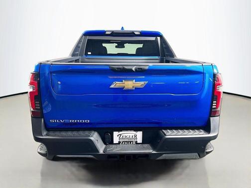 2025 Chevrolet Silverado EV LT