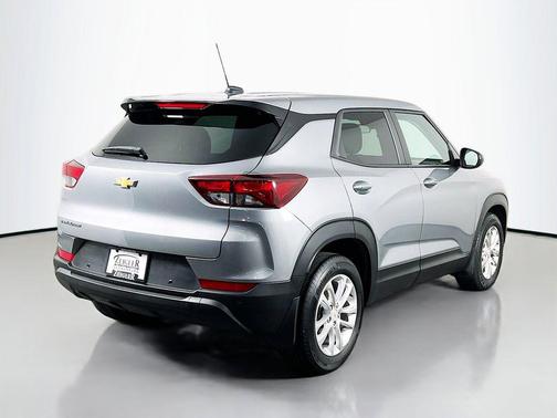Sterling Grey Metallic 2024 Chevrolet Trailblazer LS