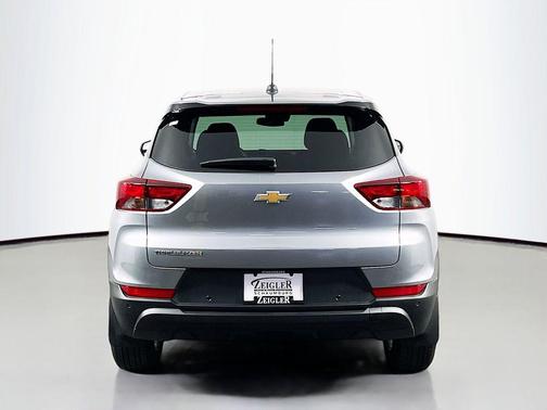 Sterling Grey Metallic 2024 Chevrolet Trailblazer LS
