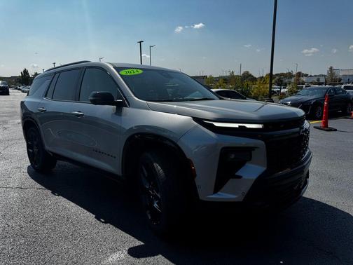 2024 Chevrolet Traverse RS